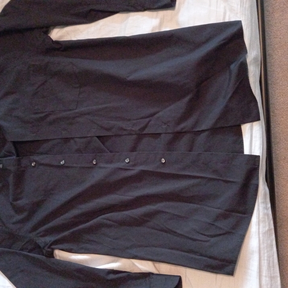 Black Van Heusen Poplin Dress Shirt Size S - Picture 3 of 4